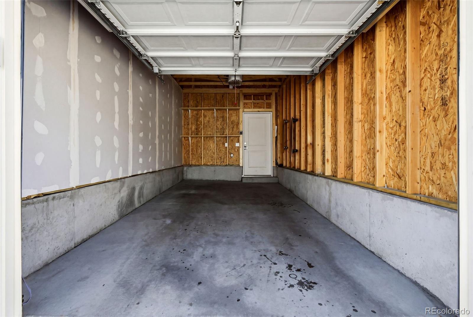MLS Image #42 for 5026 n walden way,denver, Colorado