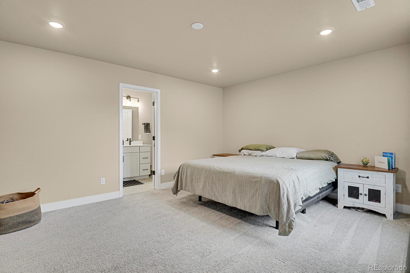 MLS Image #22 for 8217  monte vista circle,littleton, Colorado
