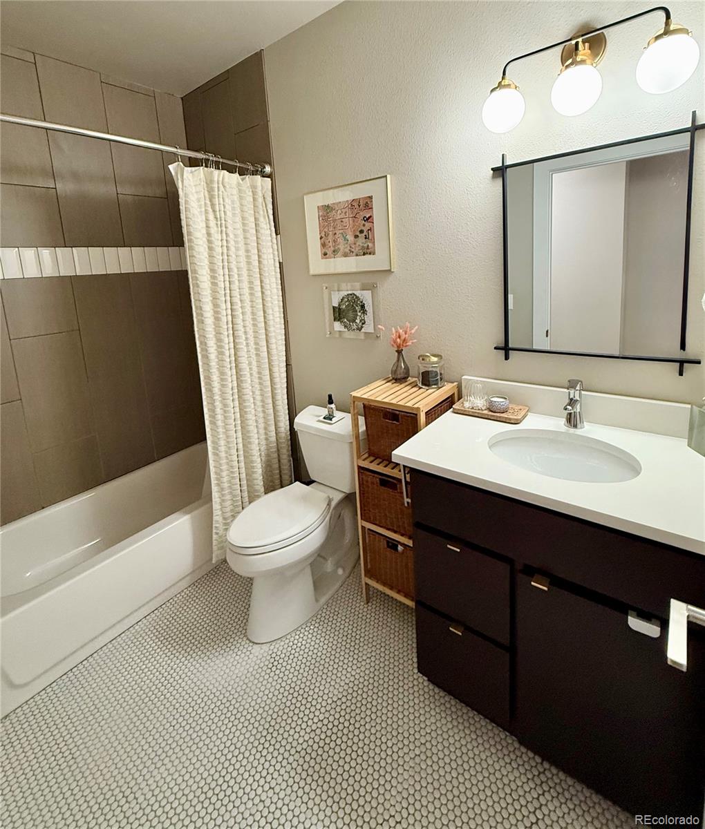 MLS Image #23 for 2115 s sherman street,denver, Colorado