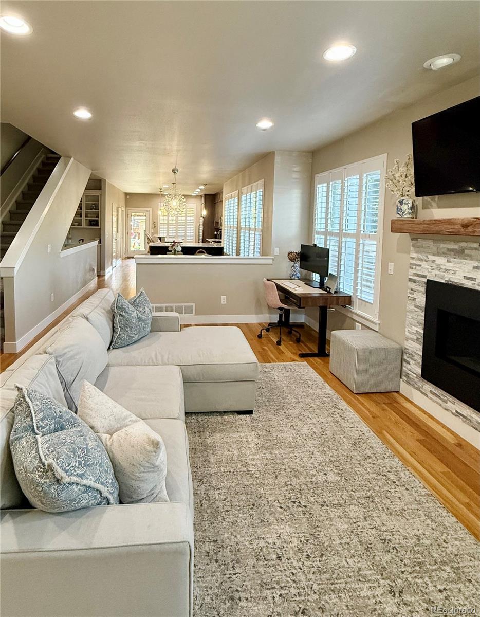 MLS Image #4 for 2115 s sherman street,denver, Colorado