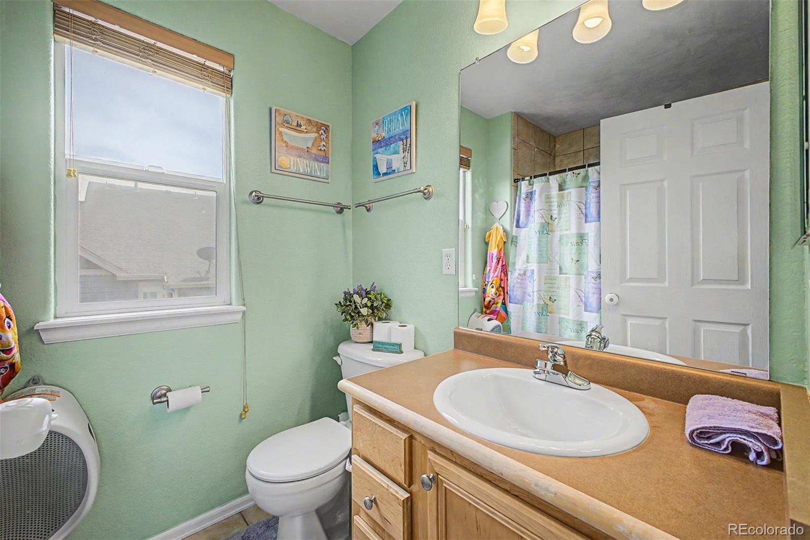 MLS Image #32 for 1645 s chester court,denver, Colorado