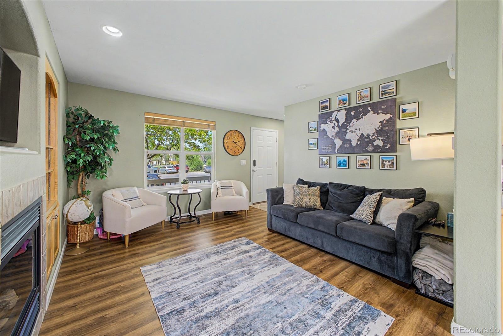 MLS Image #9 for 1645 s chester court,denver, Colorado