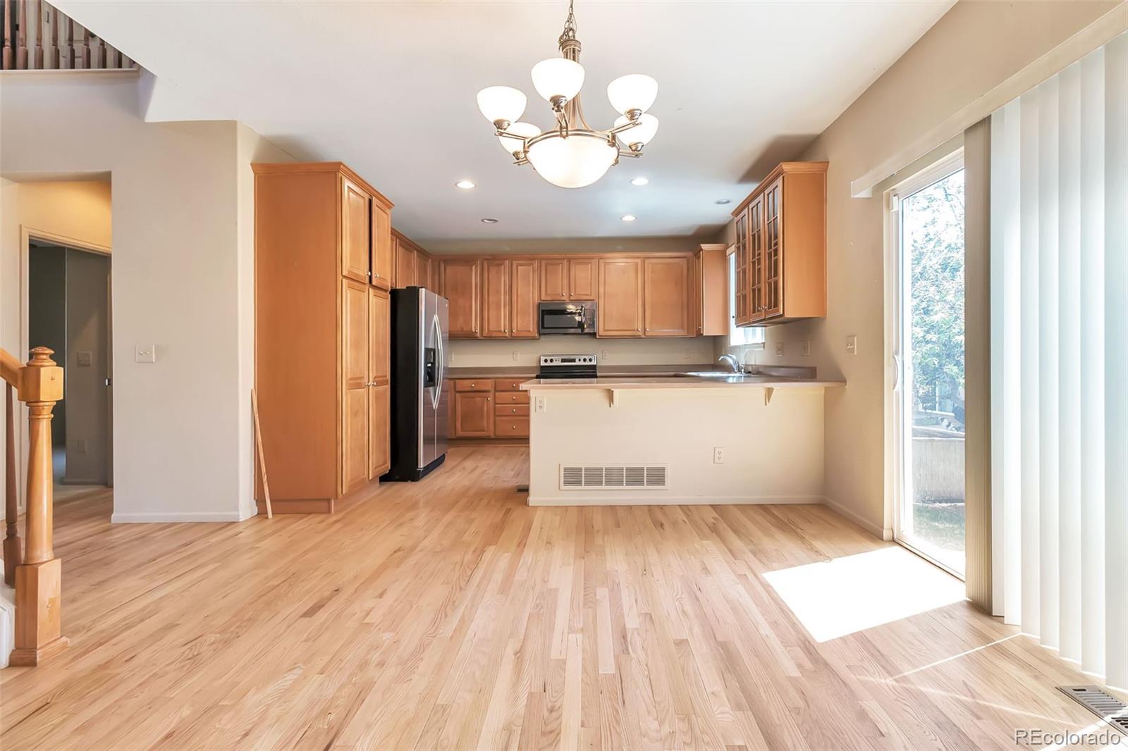 MLS Image #12 for 10287  waco court,commerce city, Colorado