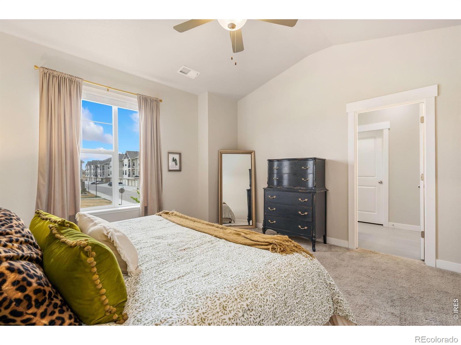 MLS Image #14 for 4194 s park drive,loveland, Colorado