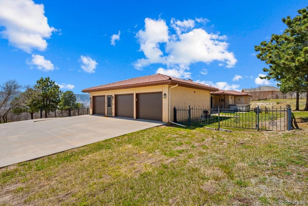 MLS Image #3 for 380  scrub oak circle,monument, Colorado