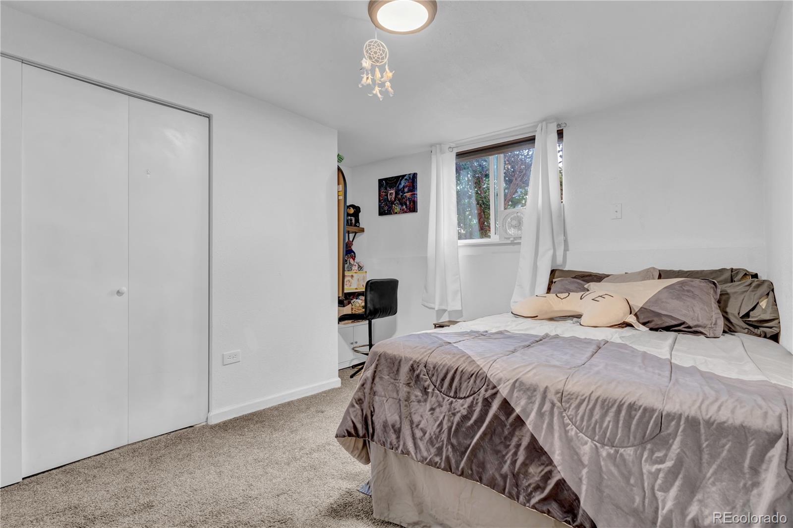 MLS Image #11 for 2190 s holly street,denver, Colorado