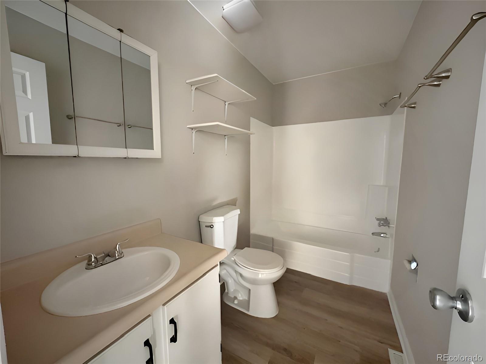 MLS Image #14 for 2285  coronado parkway,denver, Colorado
