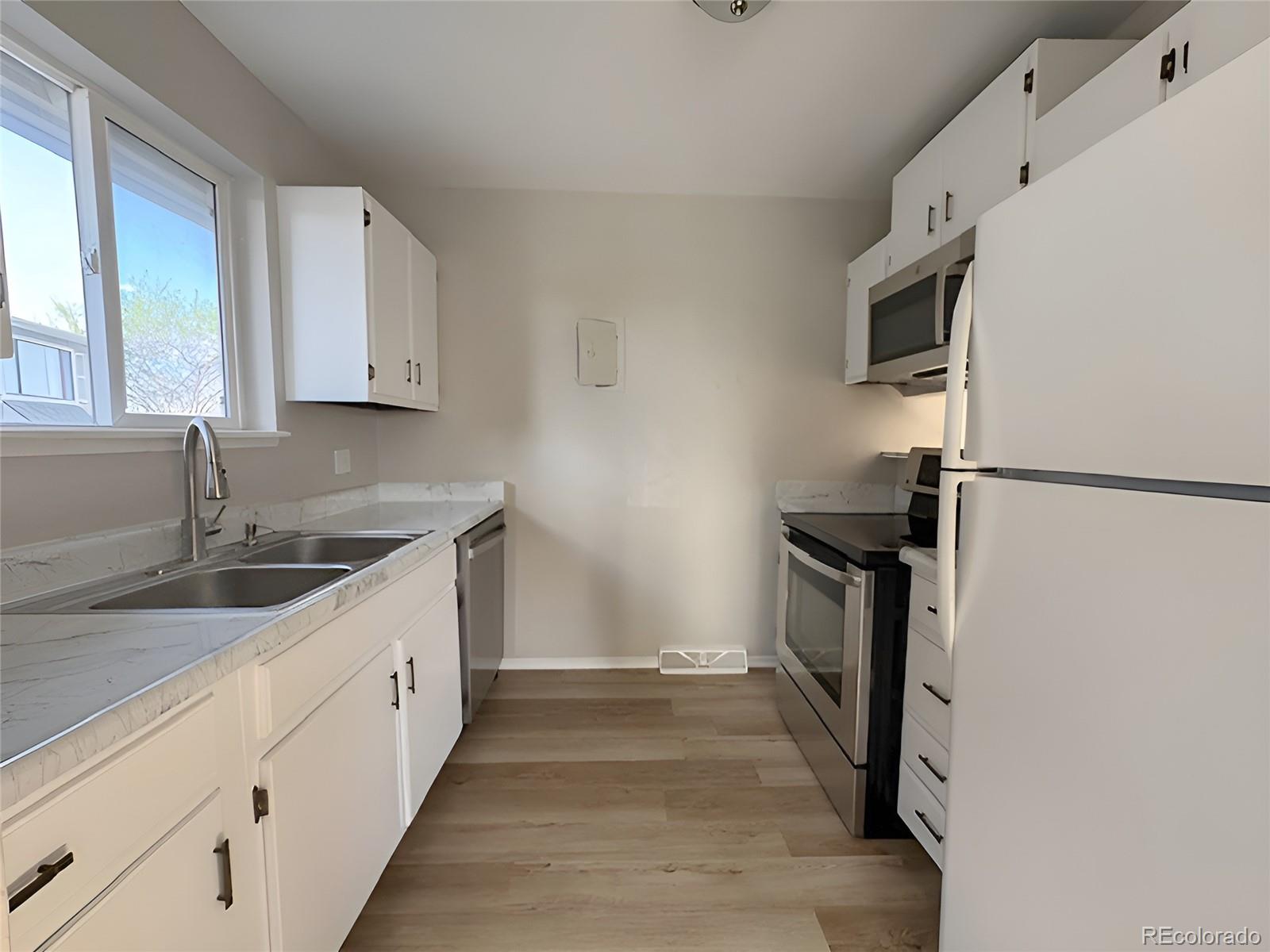 MLS Image #8 for 2285  coronado parkway,denver, Colorado