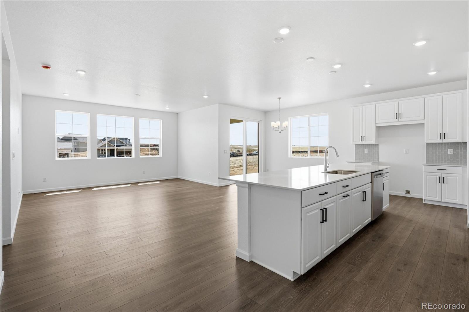 MLS Image #15 for 716  bradley circle,elizabeth, Colorado