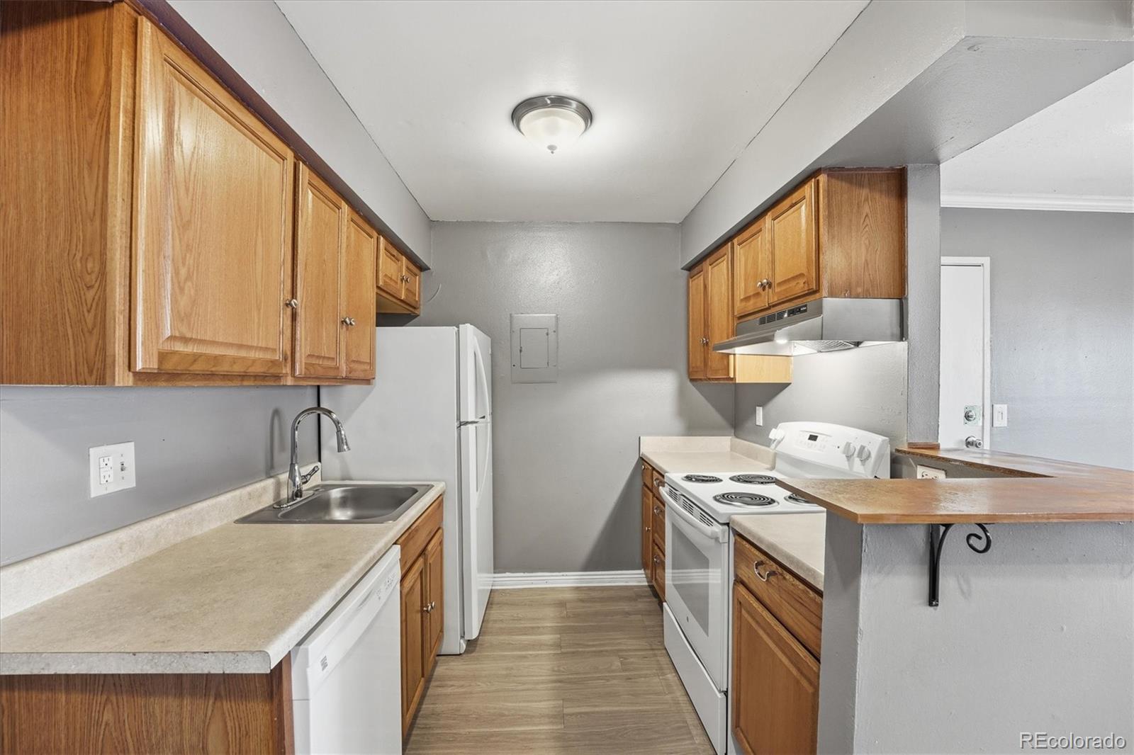 MLS Image #12 for 10150 e virginia avenue,denver, Colorado