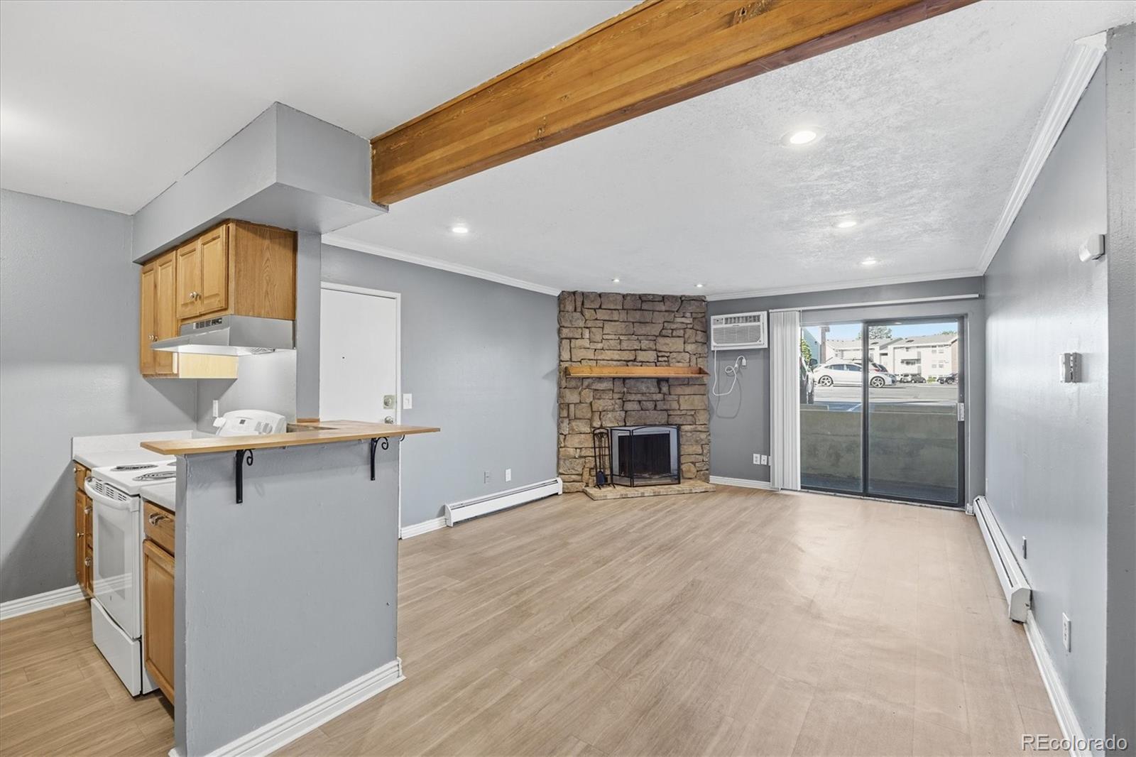 MLS Image #2 for 10150 e virginia avenue,denver, Colorado