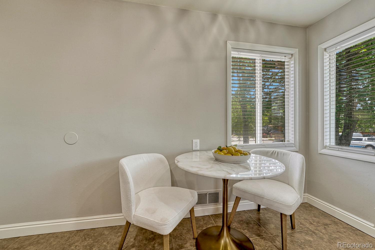 MLS Image #13 for 4252 s logan street,englewood, Colorado
