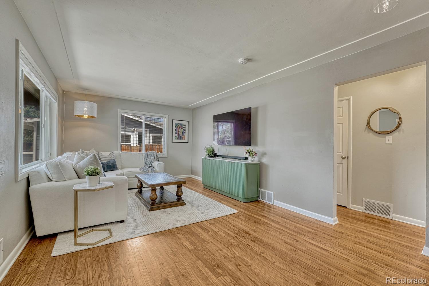 MLS Image #5 for 4252 s logan street,englewood, Colorado