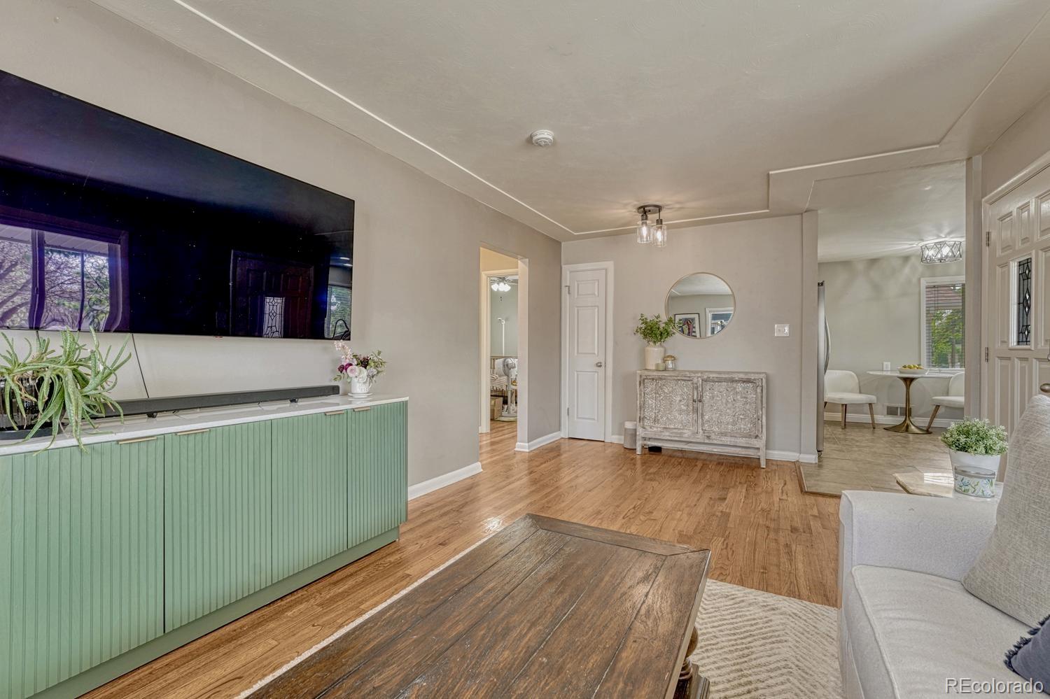 MLS Image #7 for 4252 s logan street,englewood, Colorado