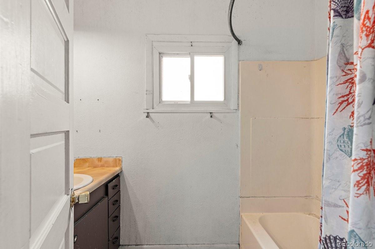 MLS Image #11 for 405  7th street,fowler, Colorado