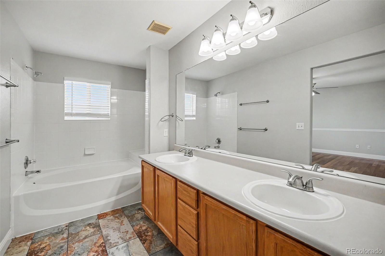 MLS Image #15 for 10242  kelliwood way,highlands ranch, Colorado