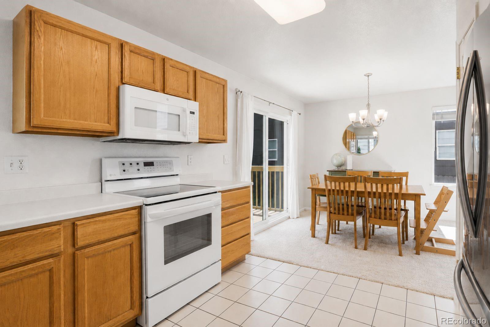 MLS Image #2 for 8814 s field court,littleton, Colorado