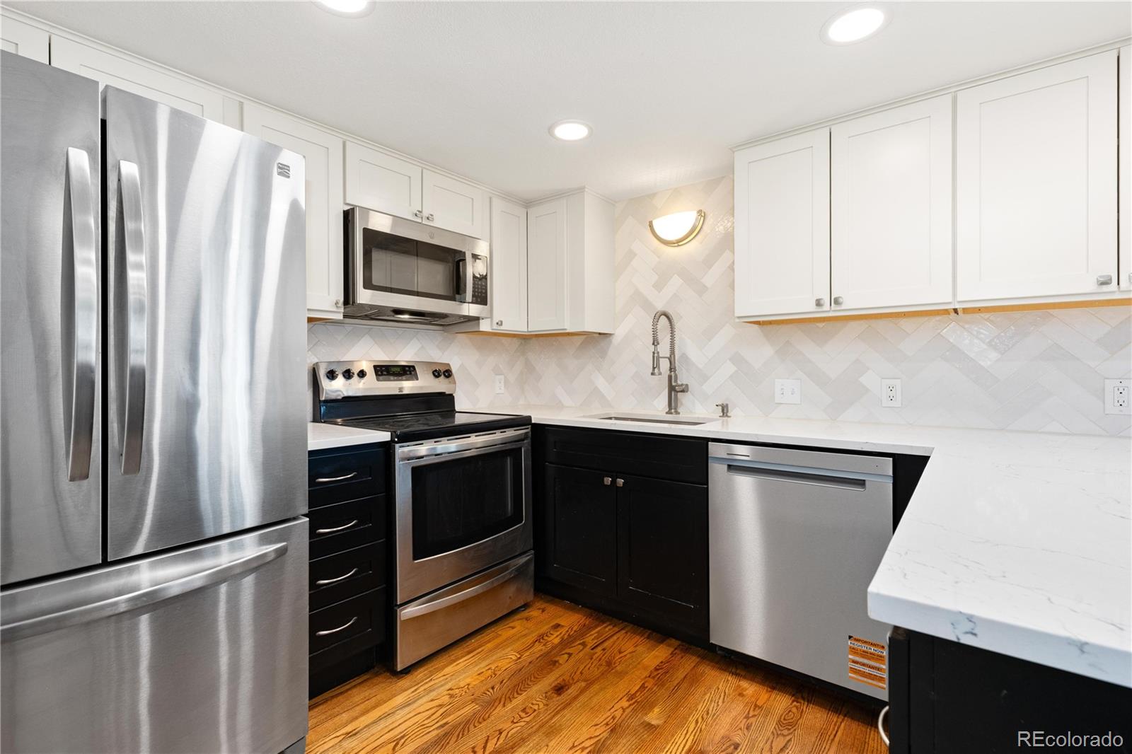 MLS Image #11 for 8418  everett way,arvada, Colorado