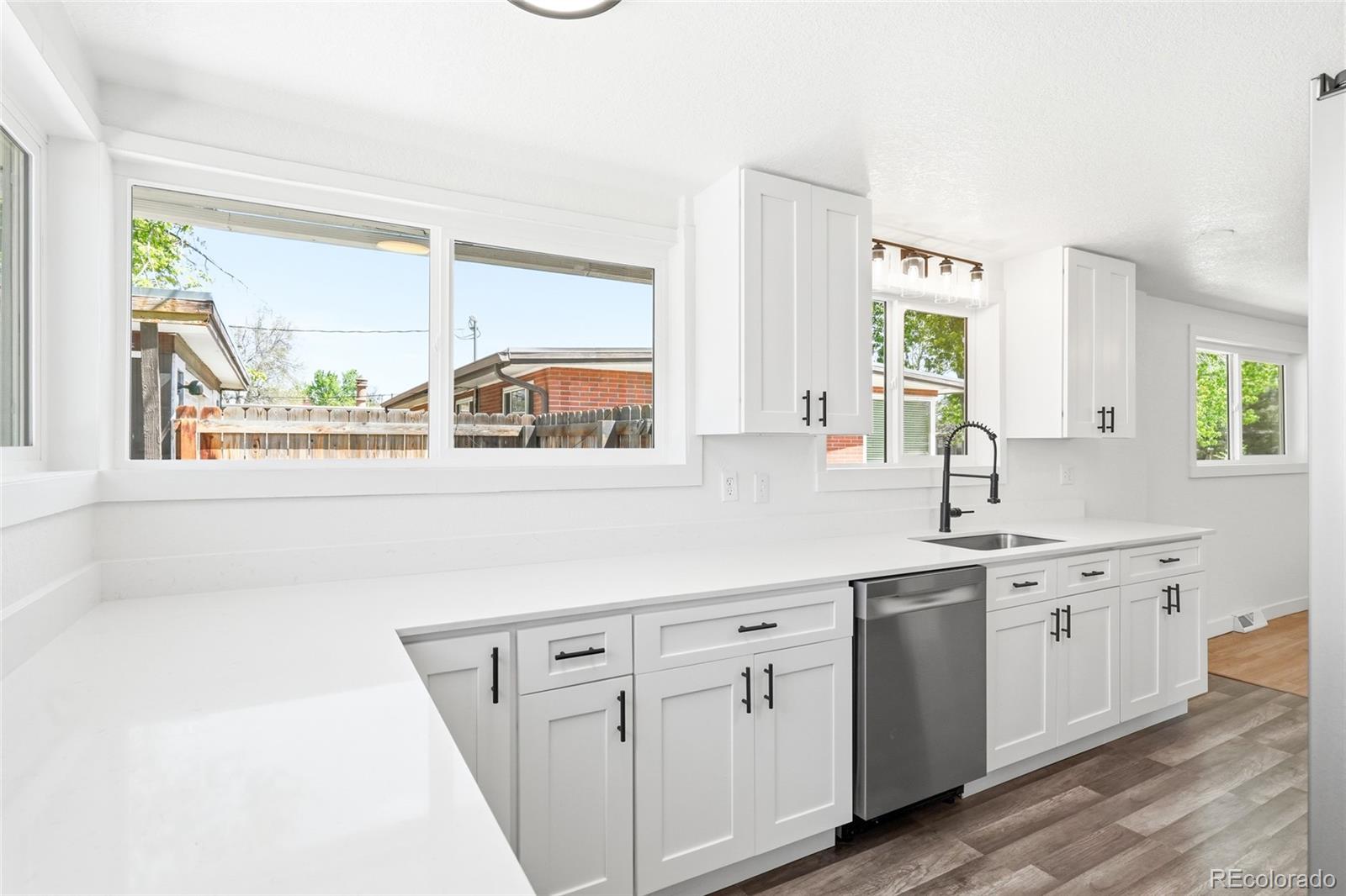 MLS Image #4 for 1349 s chase court,lakewood, Colorado