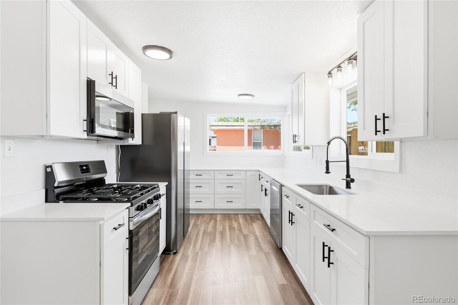 MLS Image #7 for 1349 s chase court,lakewood, Colorado