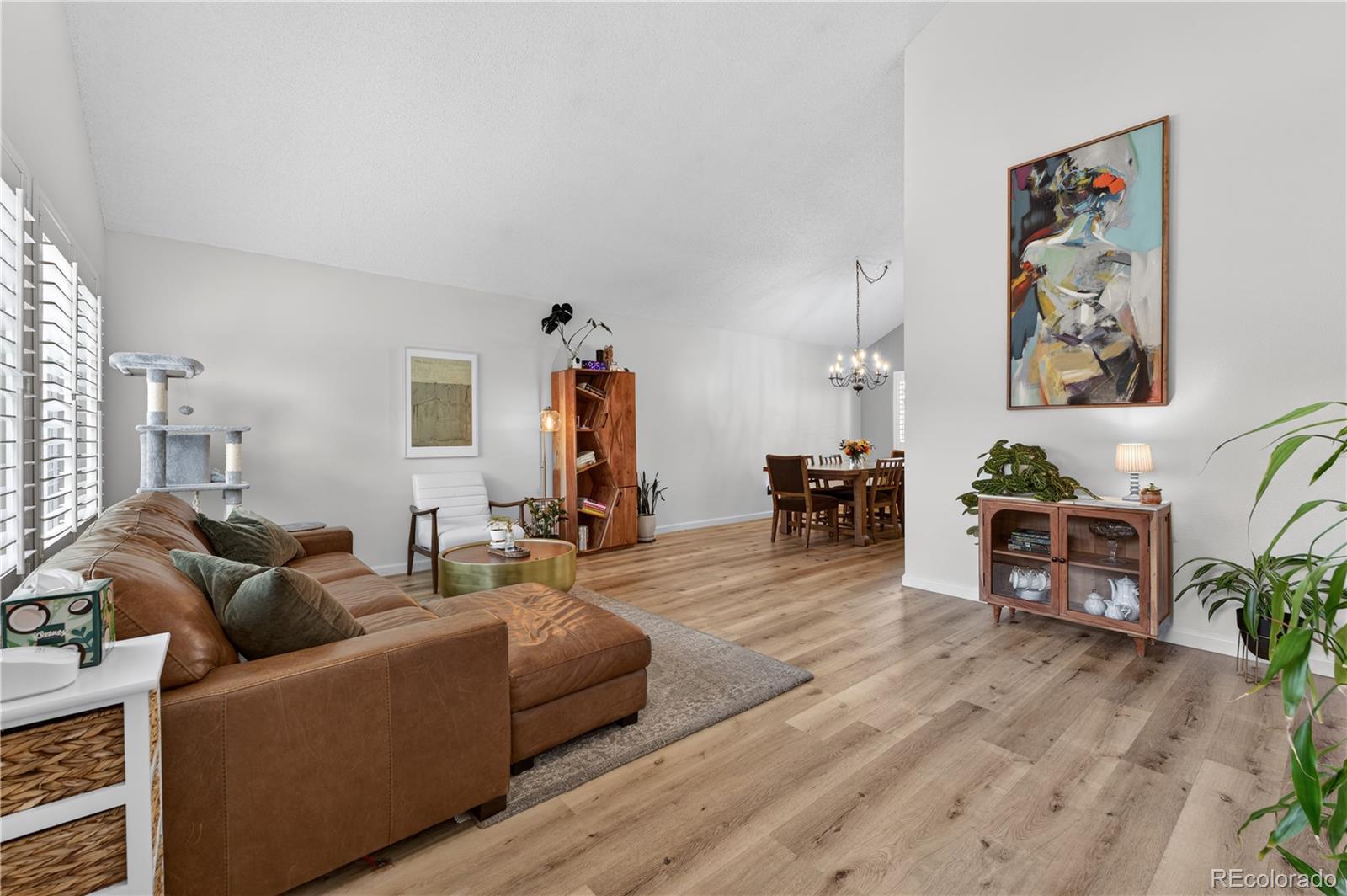 MLS Image #4 for 6396 s emporia circle,englewood, Colorado