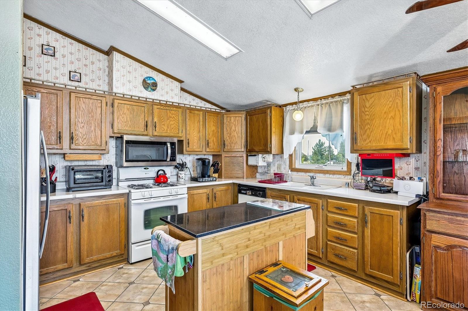 MLS Image #7 for 781 s biloxi street,aurora, Colorado