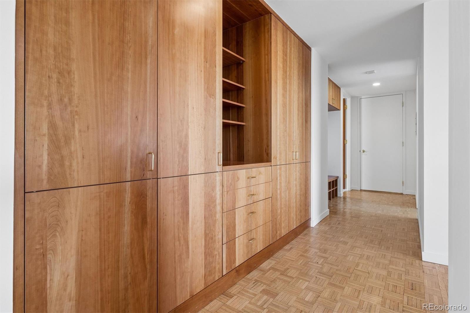 MLS Image #11 for 1201 n williams street,denver, Colorado