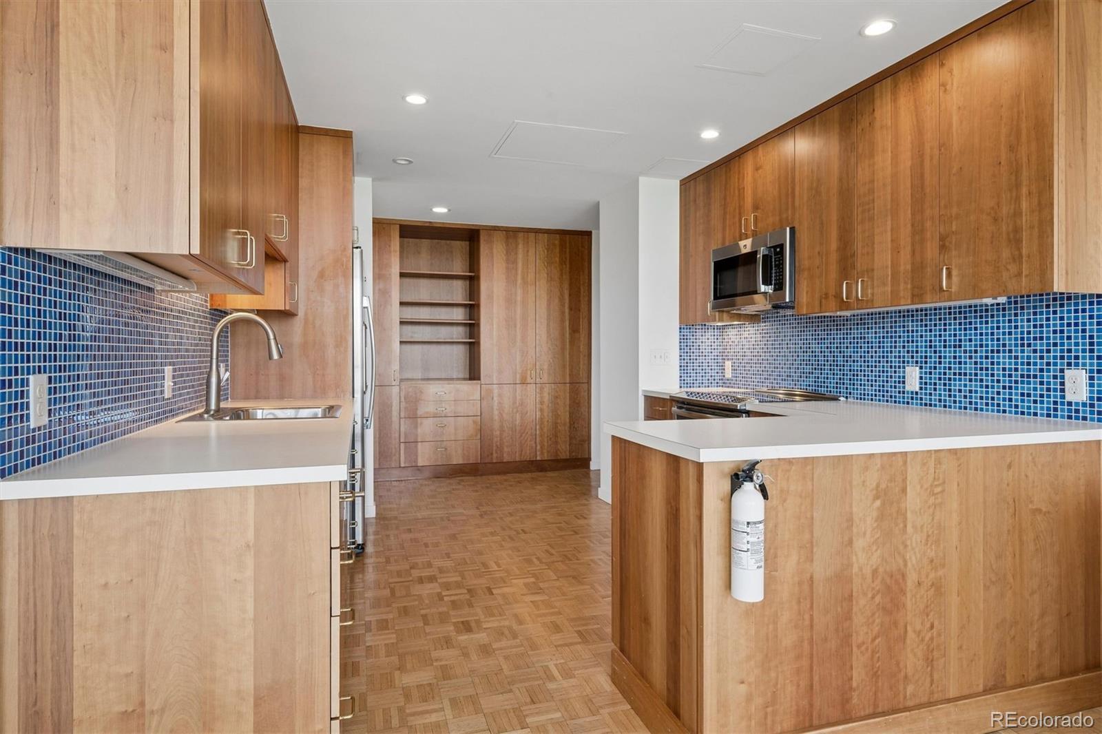 MLS Image #8 for 1201 n williams street,denver, Colorado