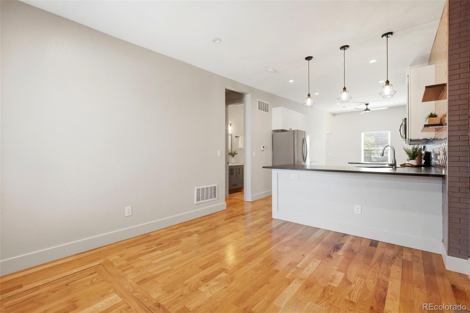MLS Image #15 for 2955  champa street,denver, Colorado
