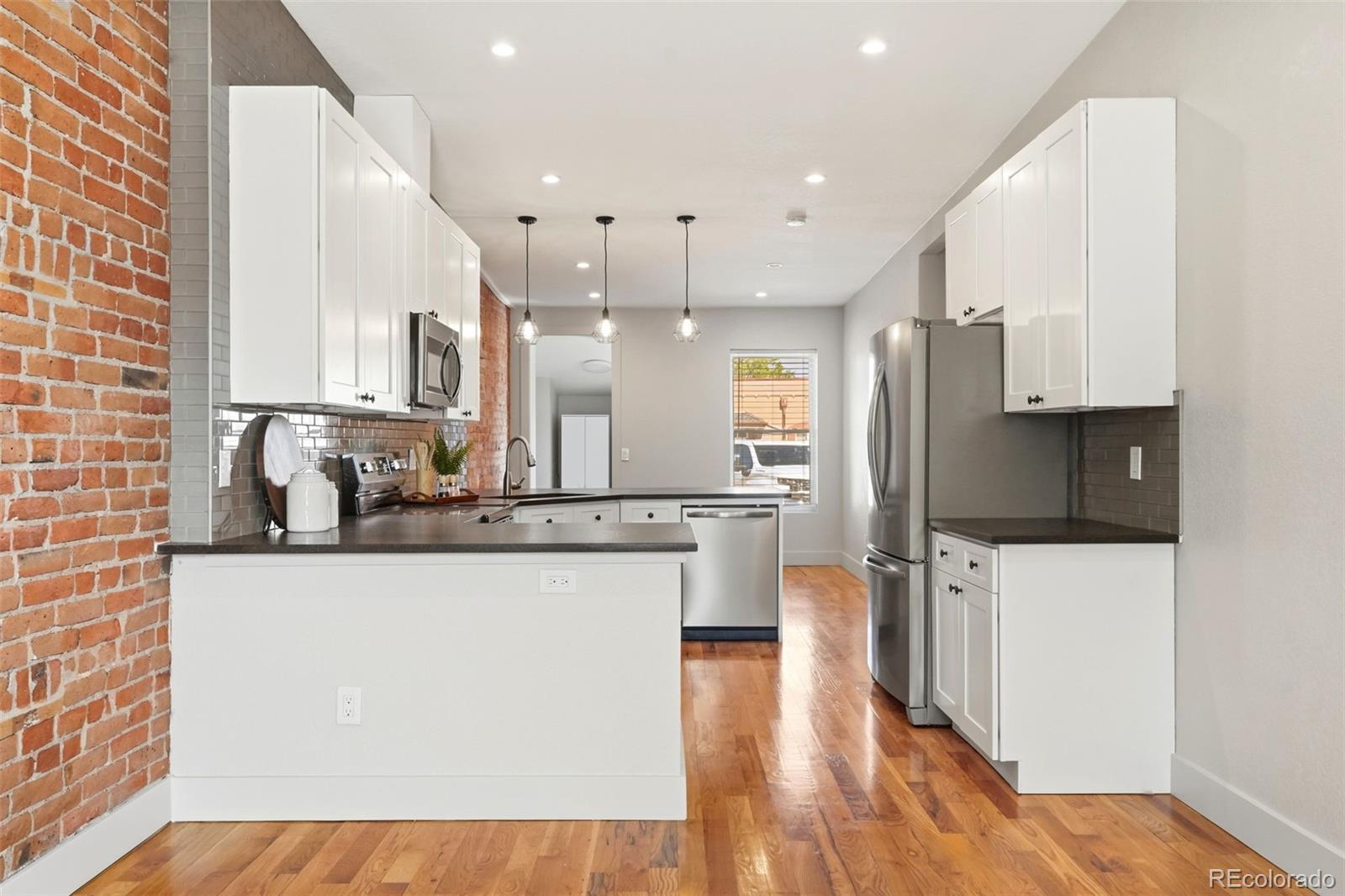 MLS Image #5 for 2955  champa street,denver, Colorado