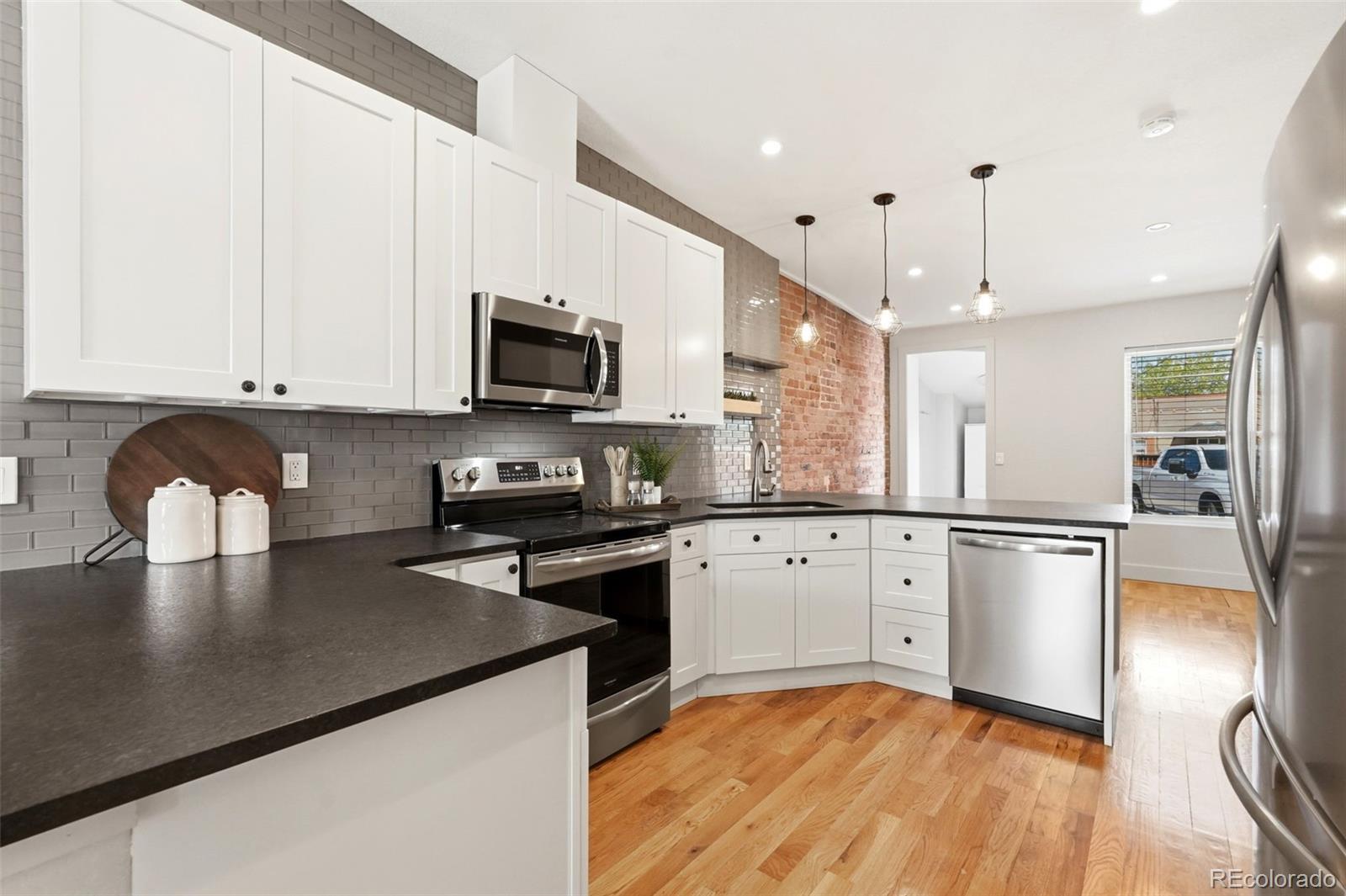 MLS Image #8 for 2955  champa street,denver, Colorado
