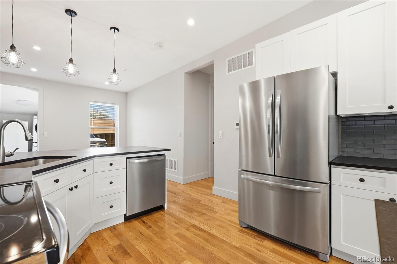 MLS Image #9 for 2955  champa street,denver, Colorado