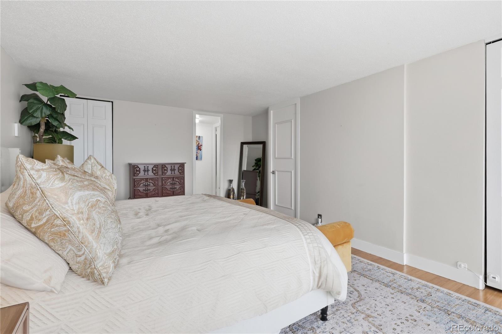 MLS Image #16 for 1155 n ash street 806,denver, Colorado