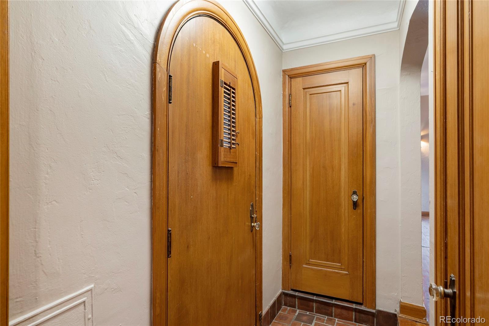 MLS Image #12 for 725  monaco parkway,denver, Colorado