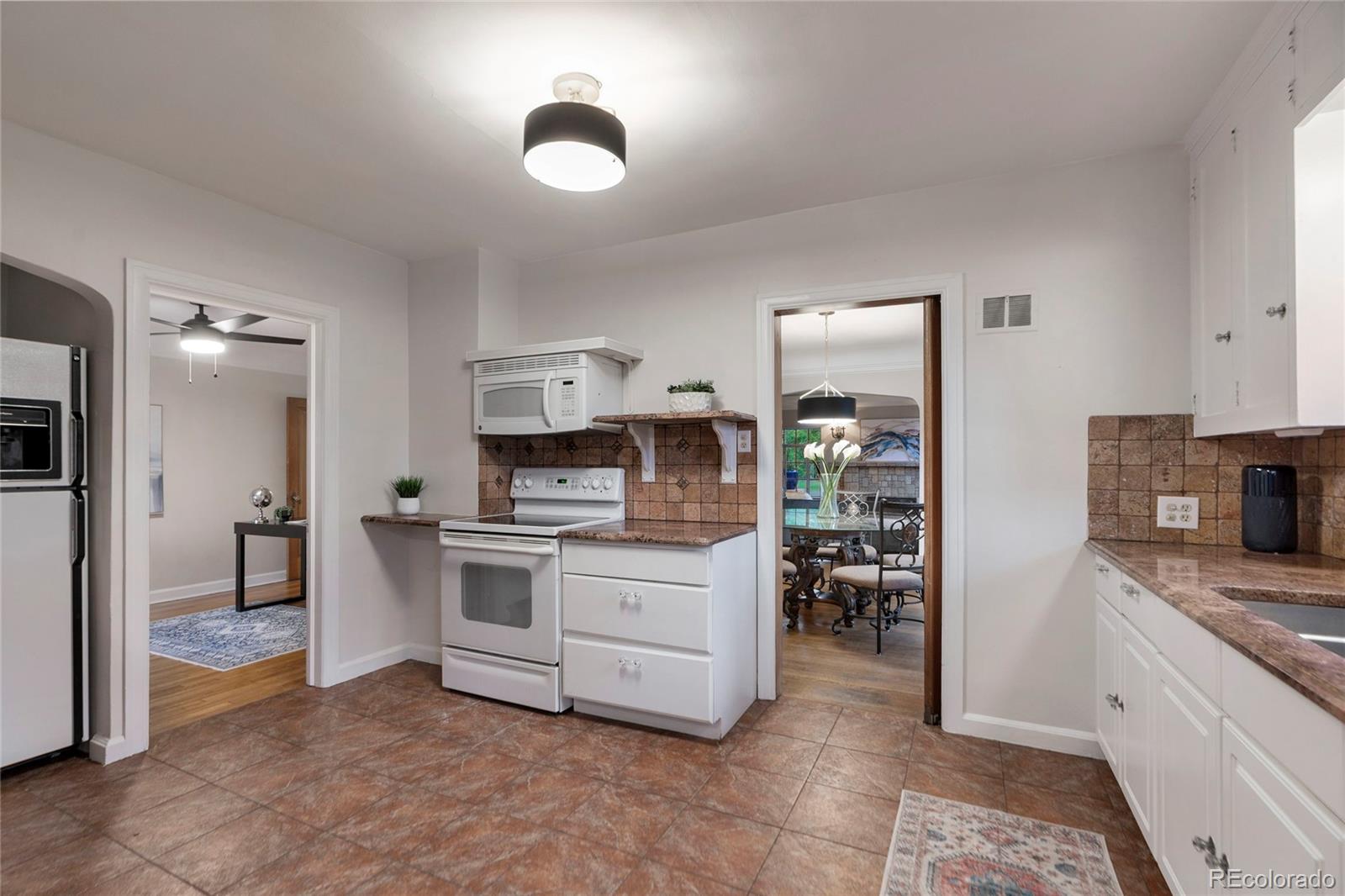 MLS Image #19 for 725  monaco parkway,denver, Colorado