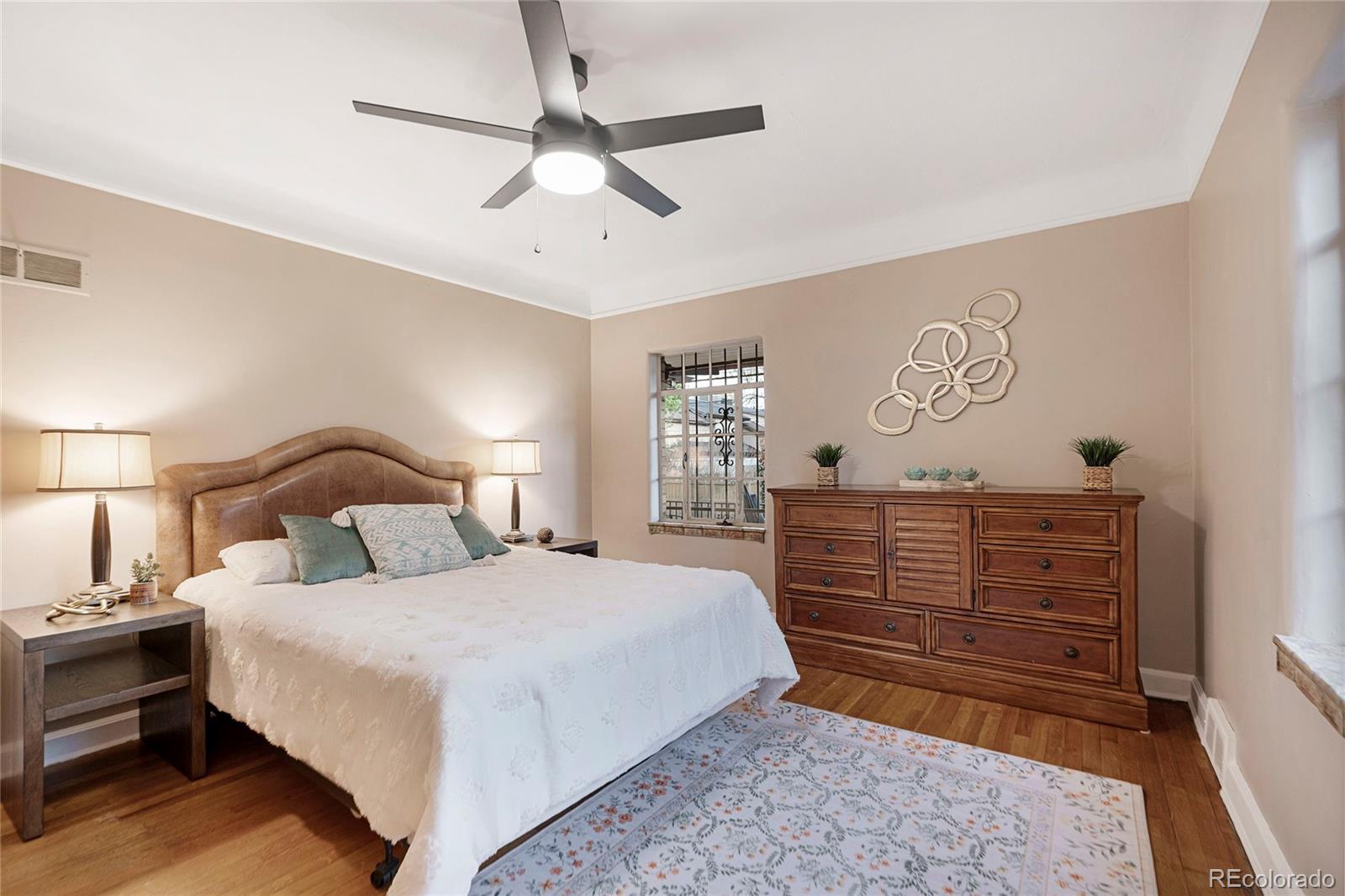 MLS Image #23 for 725  monaco parkway,denver, Colorado