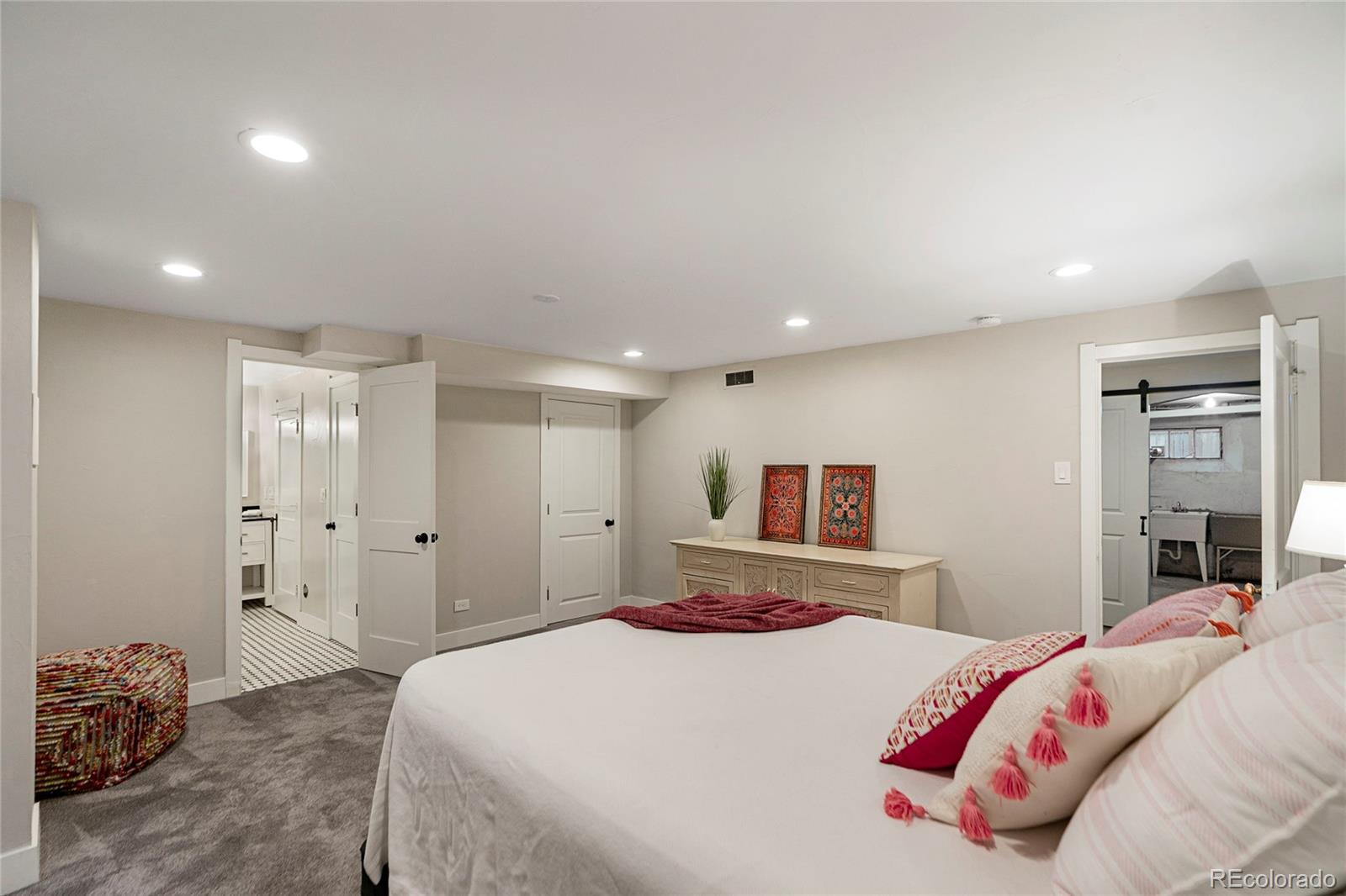 MLS Image #28 for 725  monaco parkway,denver, Colorado