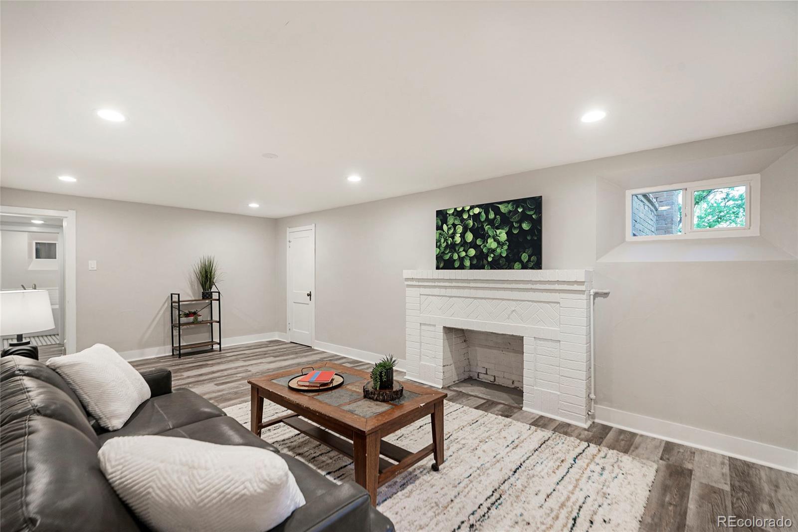 MLS Image #32 for 725  monaco parkway,denver, Colorado