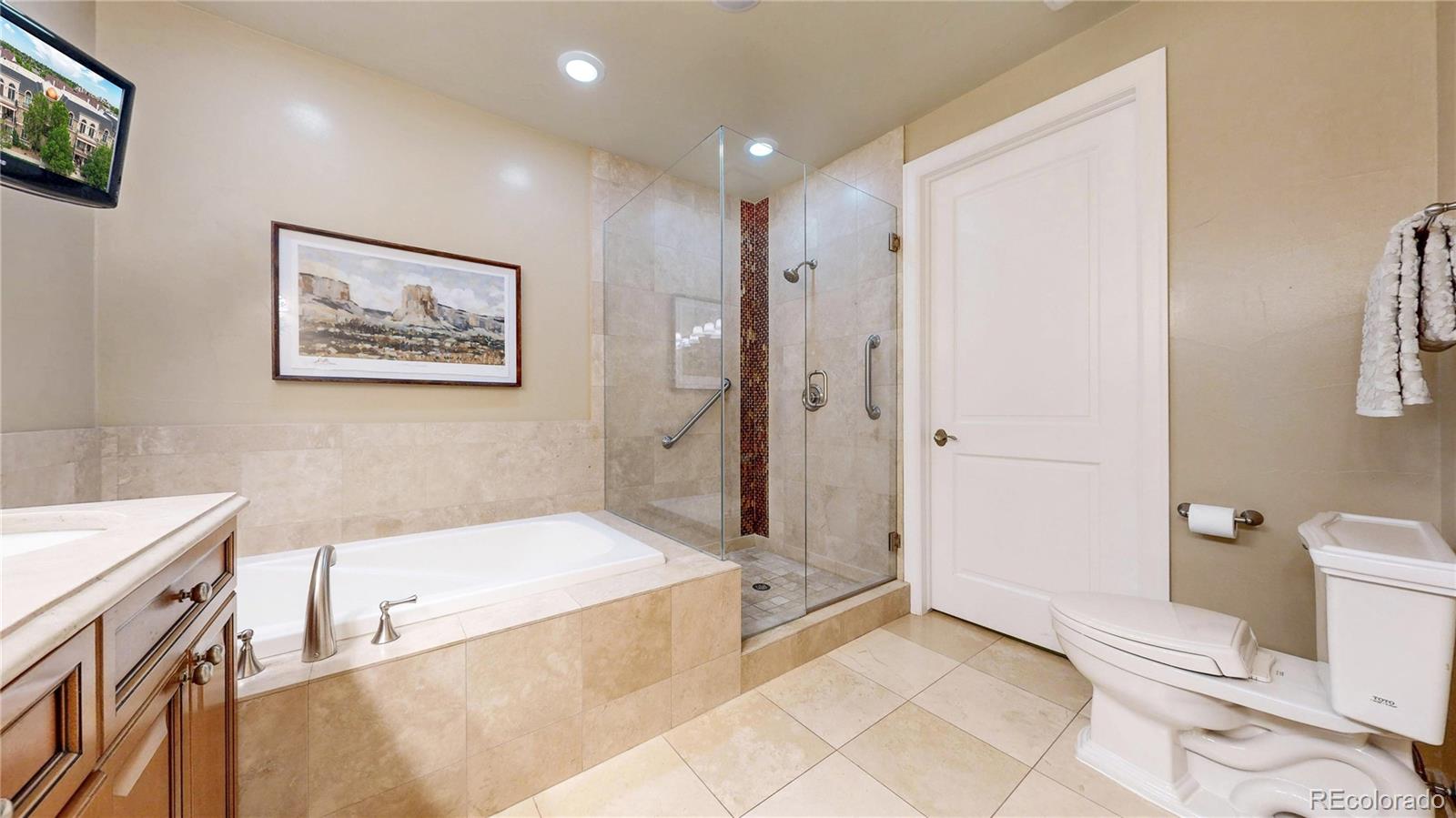 MLS Image #19 for 150 s madison street 207,denver, Colorado