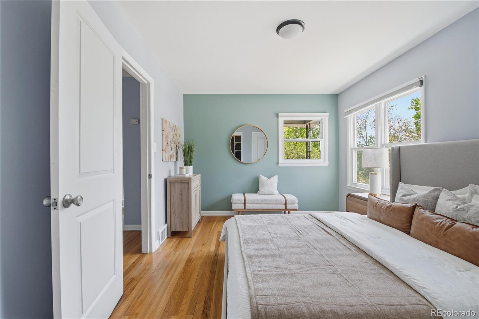 MLS Image #4 for 4880 s kalamath street,englewood, Colorado