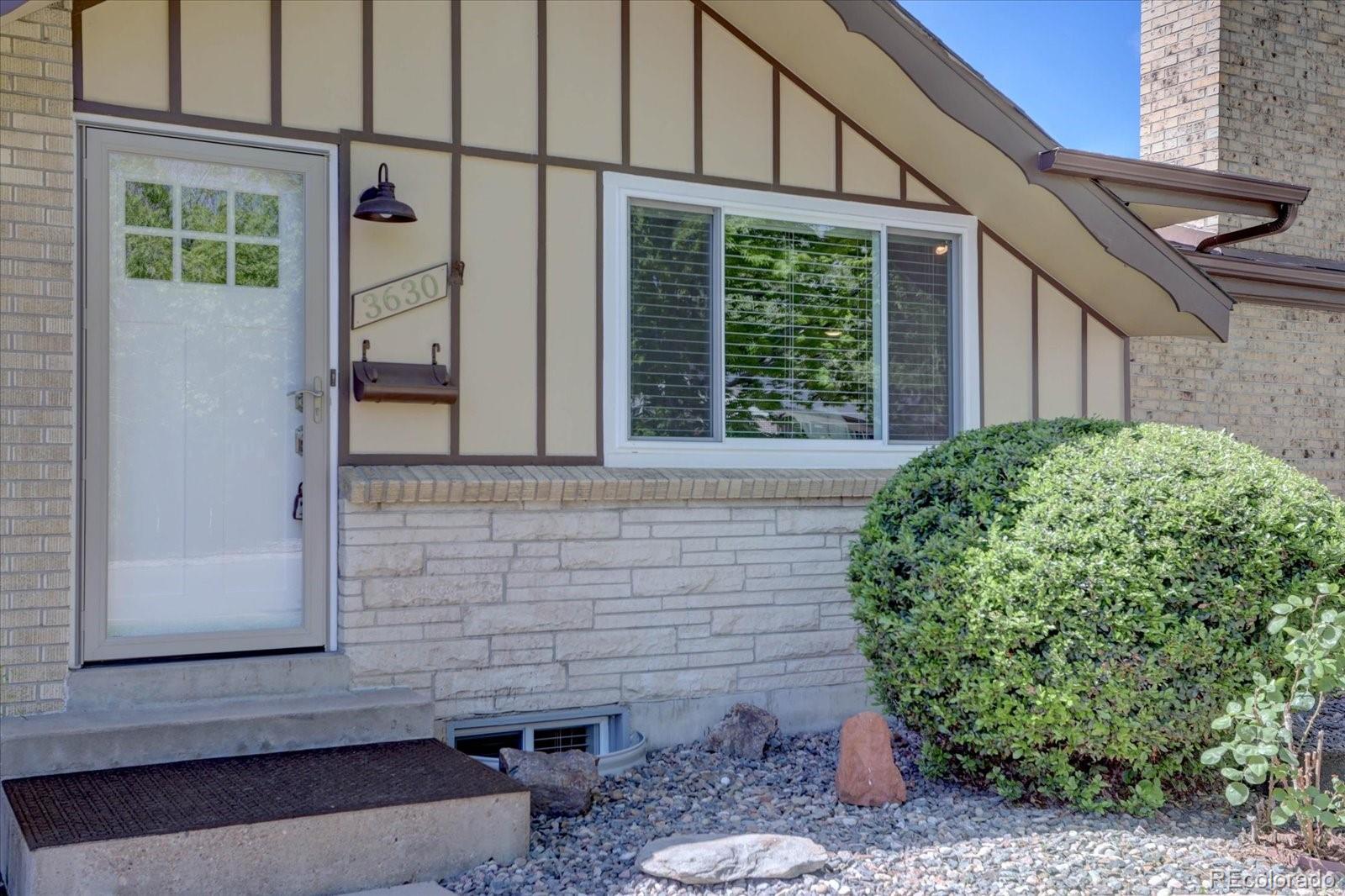 MLS Image #4 for 3630 w saratoga avenue,littleton, Colorado