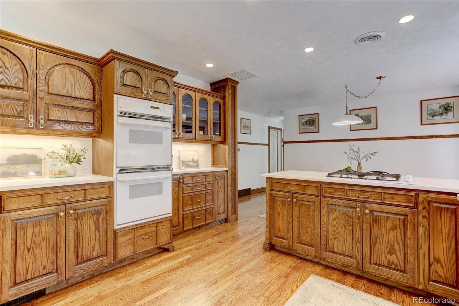 MLS Image #9 for 3630 w saratoga avenue,littleton, Colorado