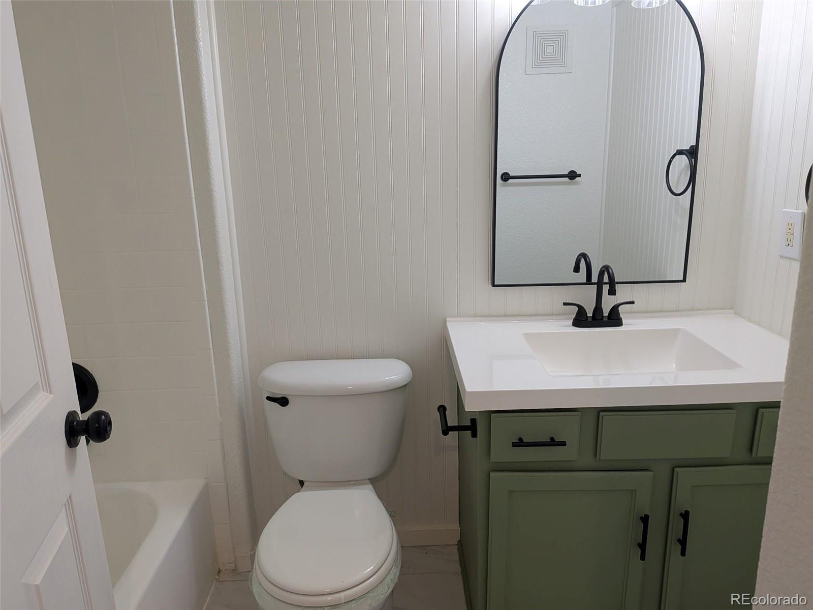 MLS Image #10 for 970 s dawson way 10,aurora, Colorado