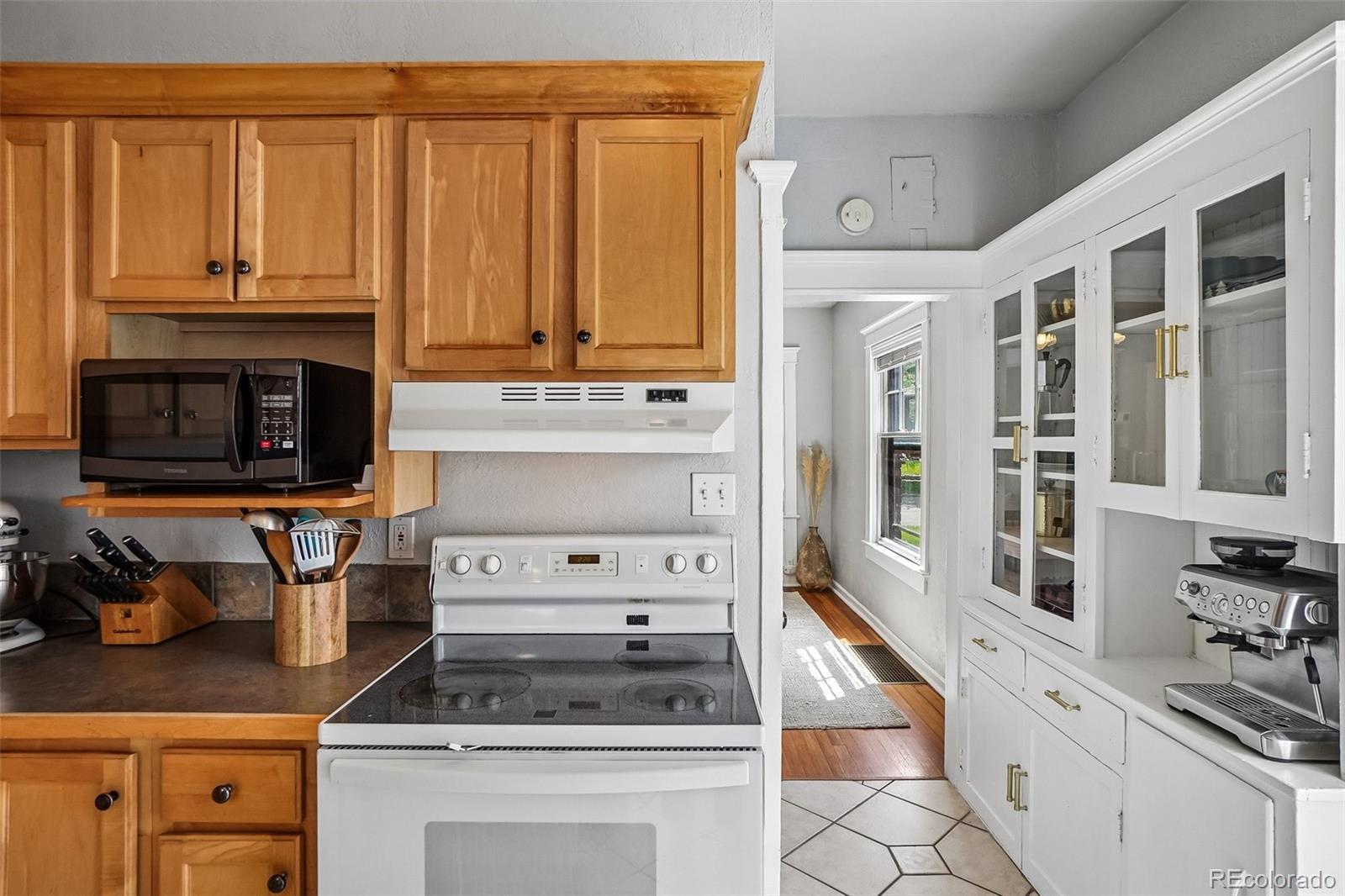 MLS Image #3 for 3031 e 10th avenue,denver, Colorado