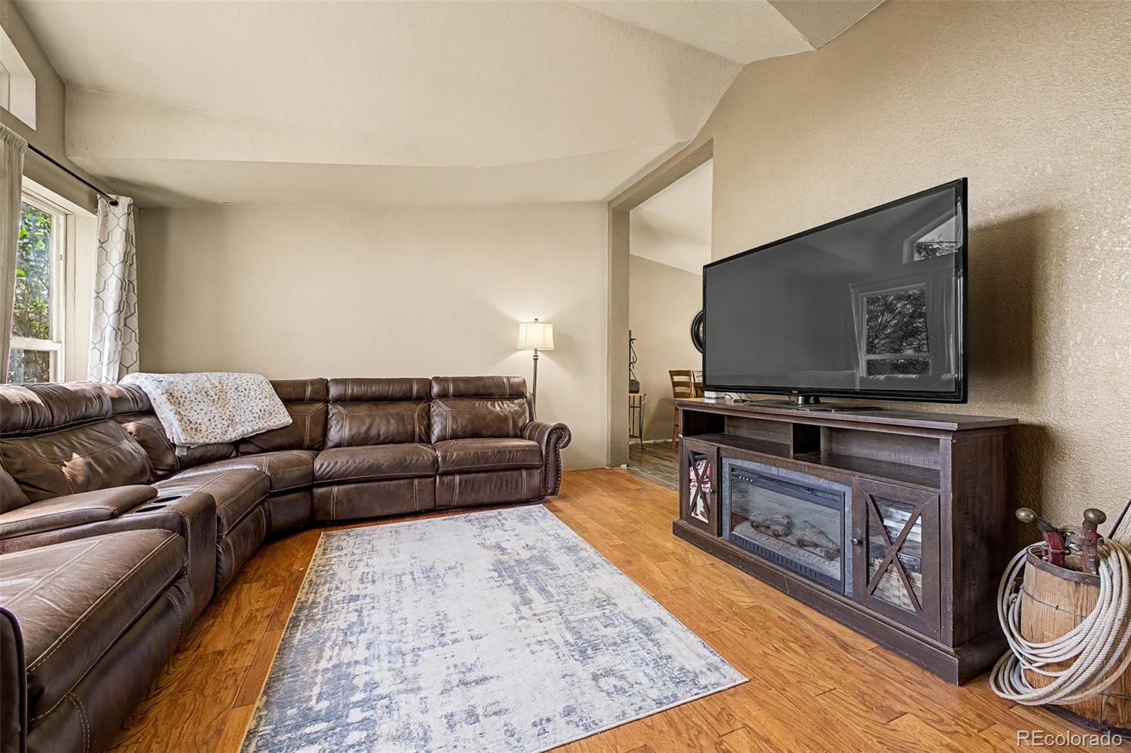 MLS Image #4 for 840  bunyan avenue,berthoud, Colorado