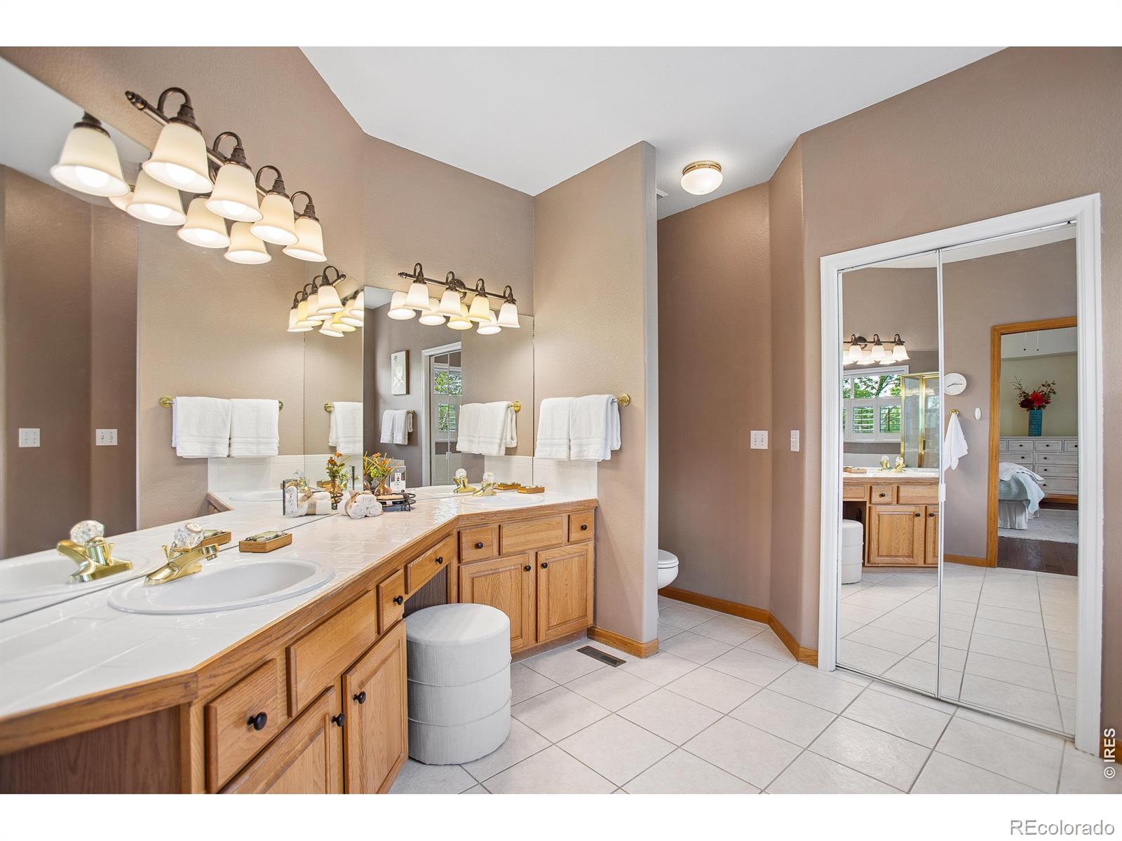 MLS Image #16 for 2284  indian peaks circle,longmont, Colorado