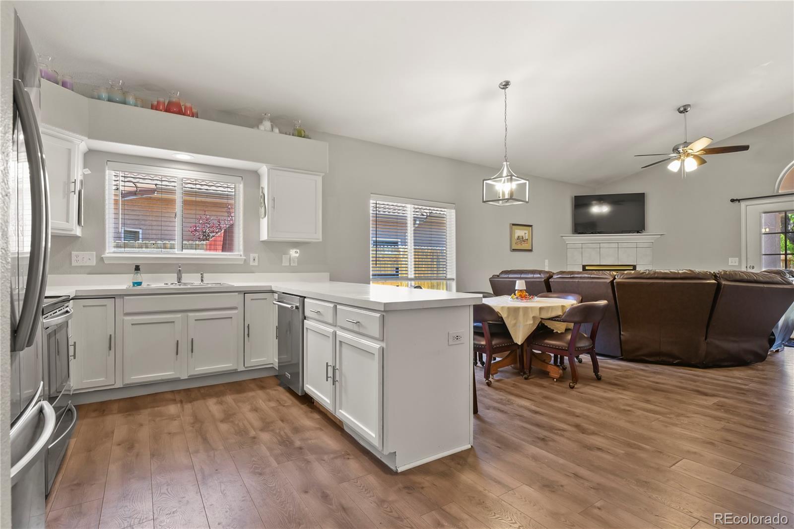 MLS Image #10 for 932  pinecrest drive,pueblo, Colorado