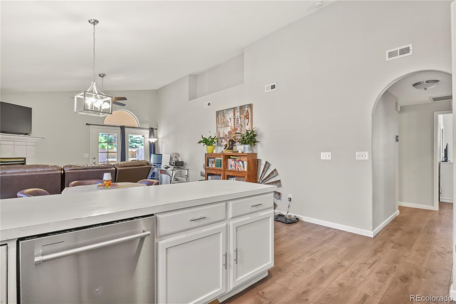 MLS Image #11 for 932  pinecrest drive,pueblo, Colorado