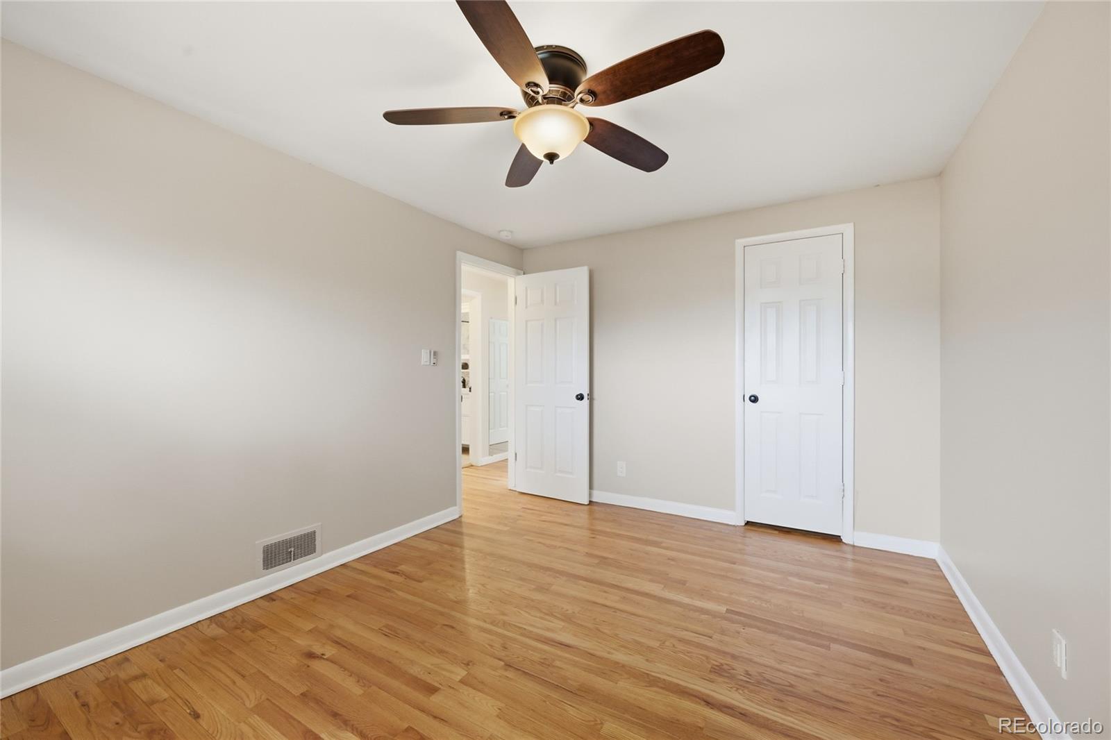 MLS Image #16 for 1049  florence street,aurora, Colorado