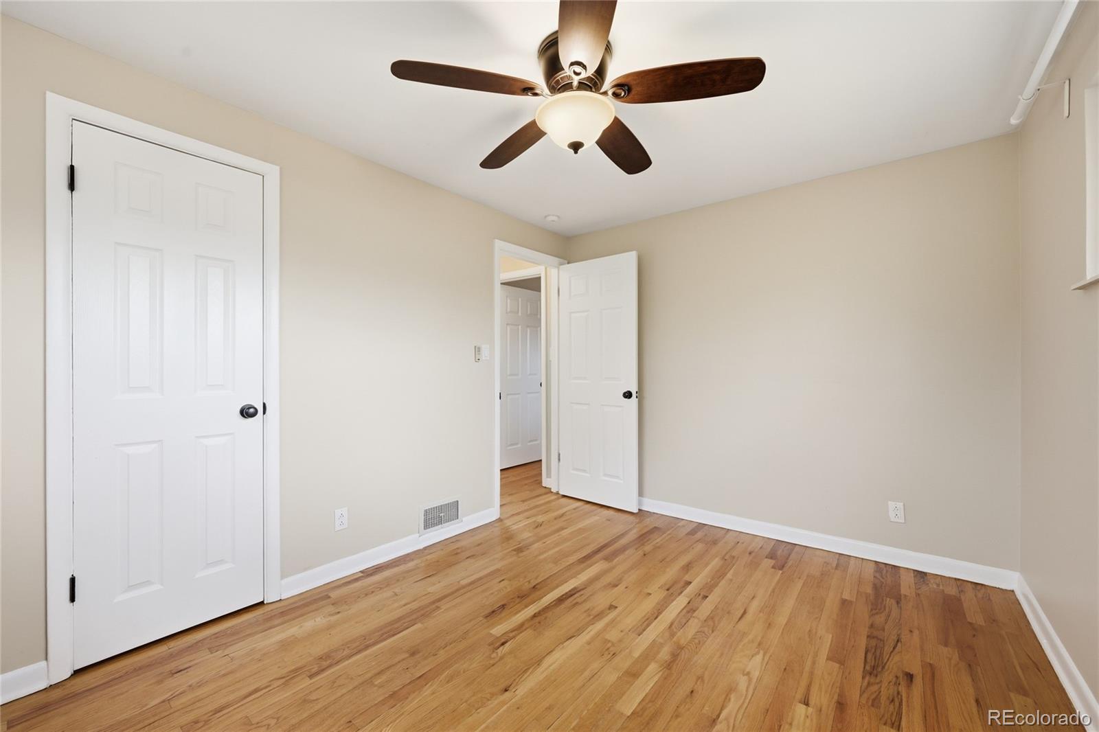 MLS Image #18 for 1049  florence street,aurora, Colorado